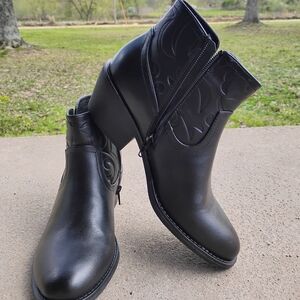 Women's Black Embossed Ankle Booties with Block Heel